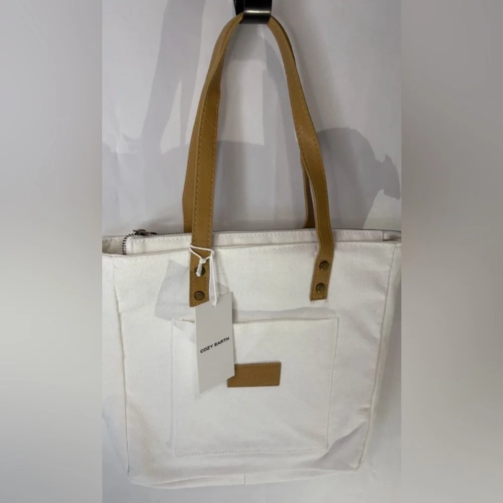 Cozy Earth NWT Cream Canvas Tote Bag Faux Leather Straps Stud Detail Medium - Picture 6 of 10